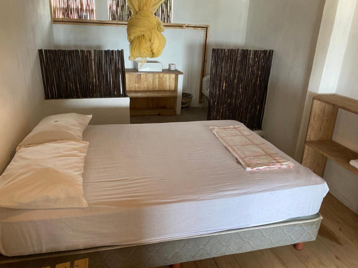 Hotel Lyoban Zipolite Esterno foto